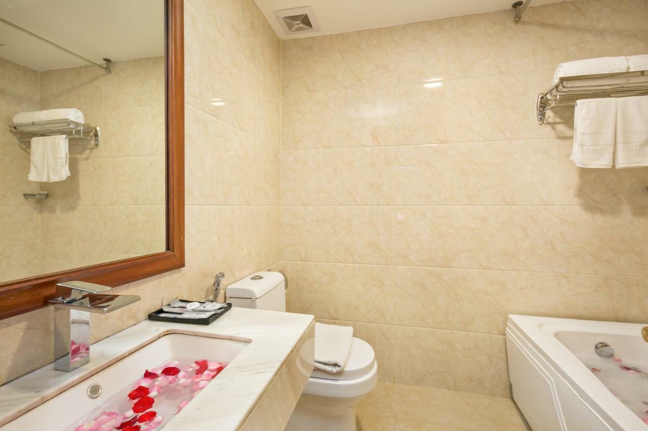 Lavender Riverside Hotel Đà Nẵng Kültér fotó
